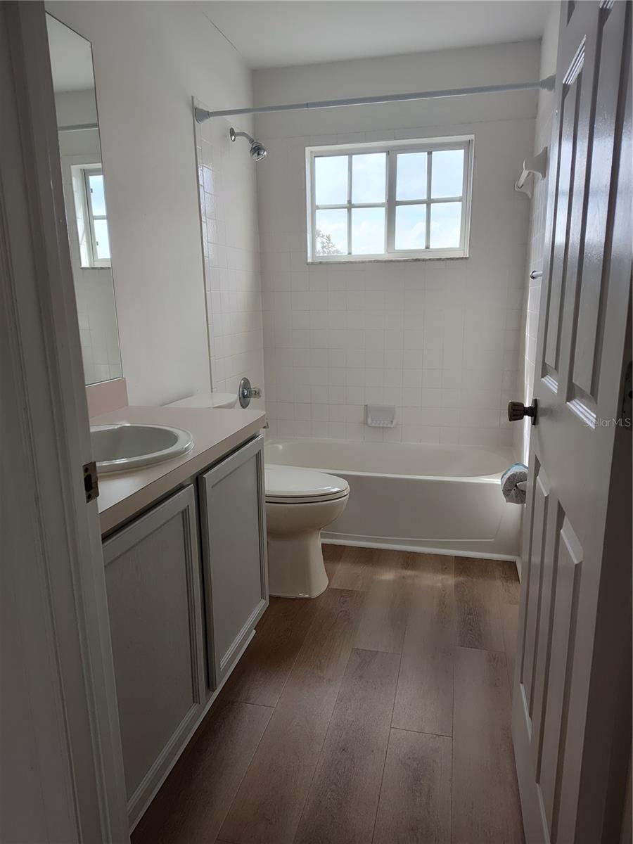 27536 BREAKERS DR — photo 10