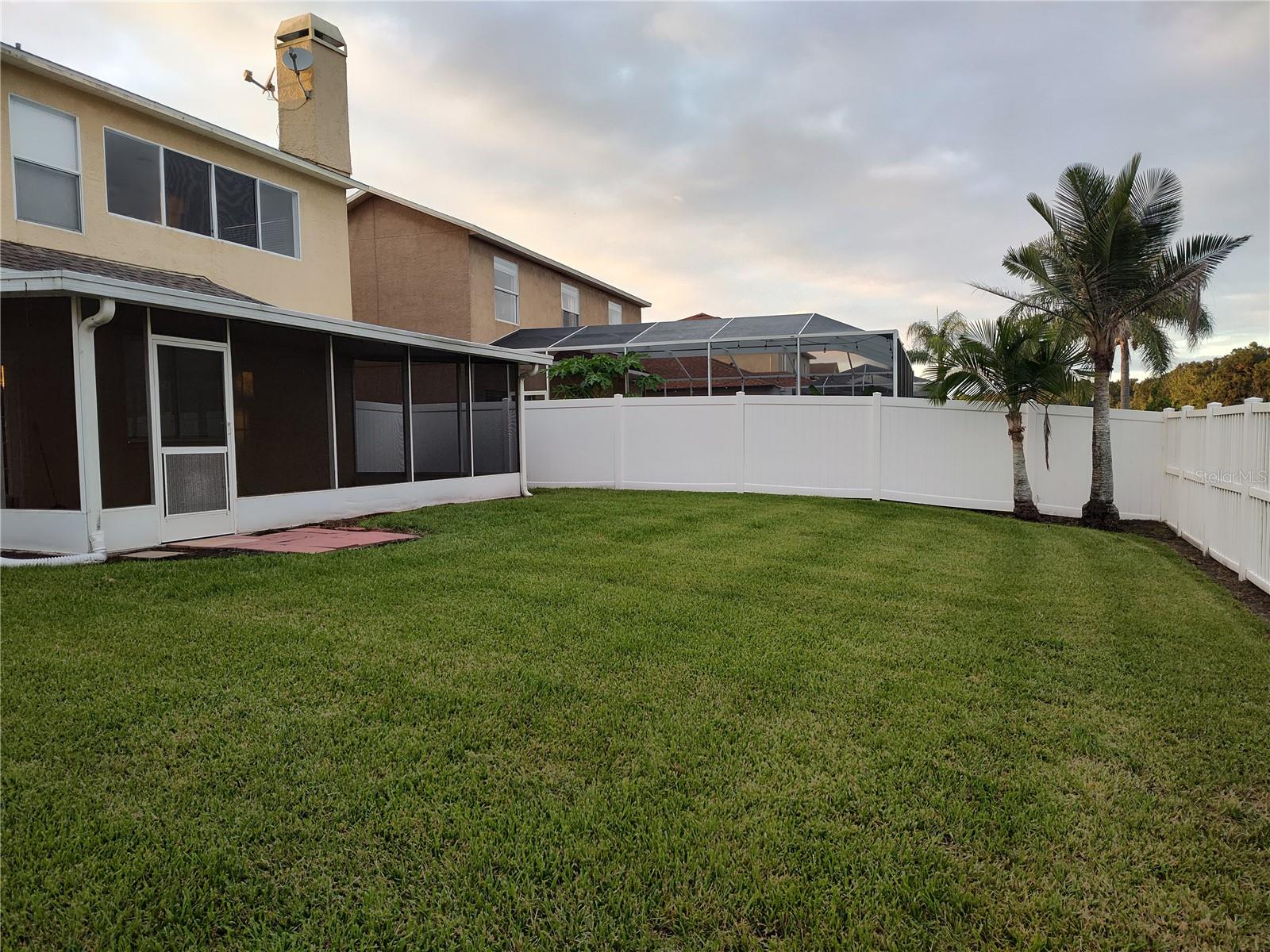 27536 BREAKERS DR — photo 14
