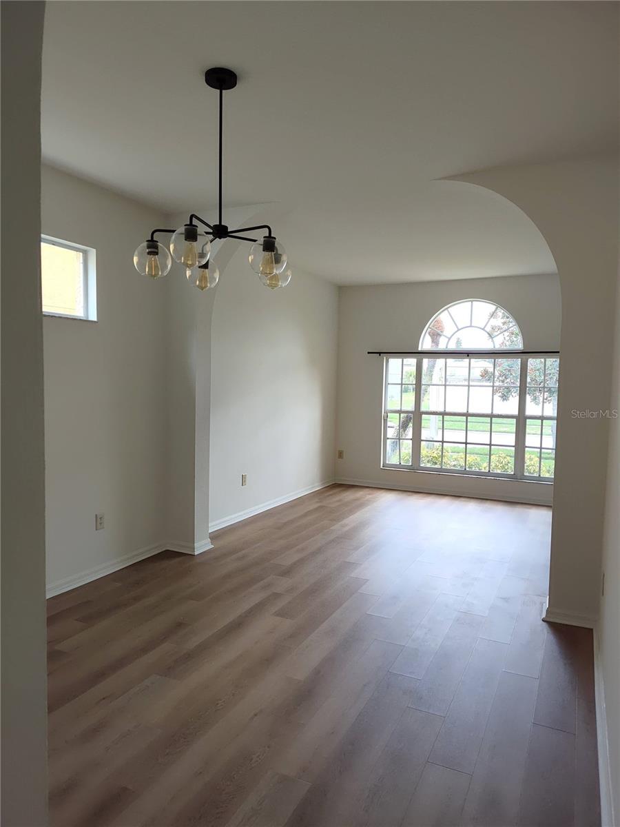 27536 BREAKERS DR — photo 3