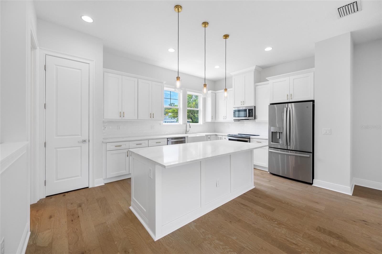 4302 W NORTH B ST #2 — photo 8