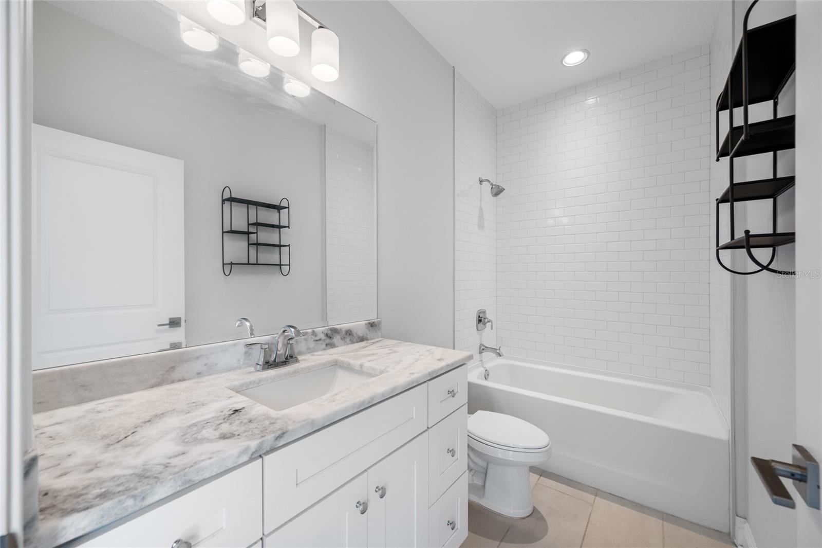4302 W NORTH B ST #2 — photo 12