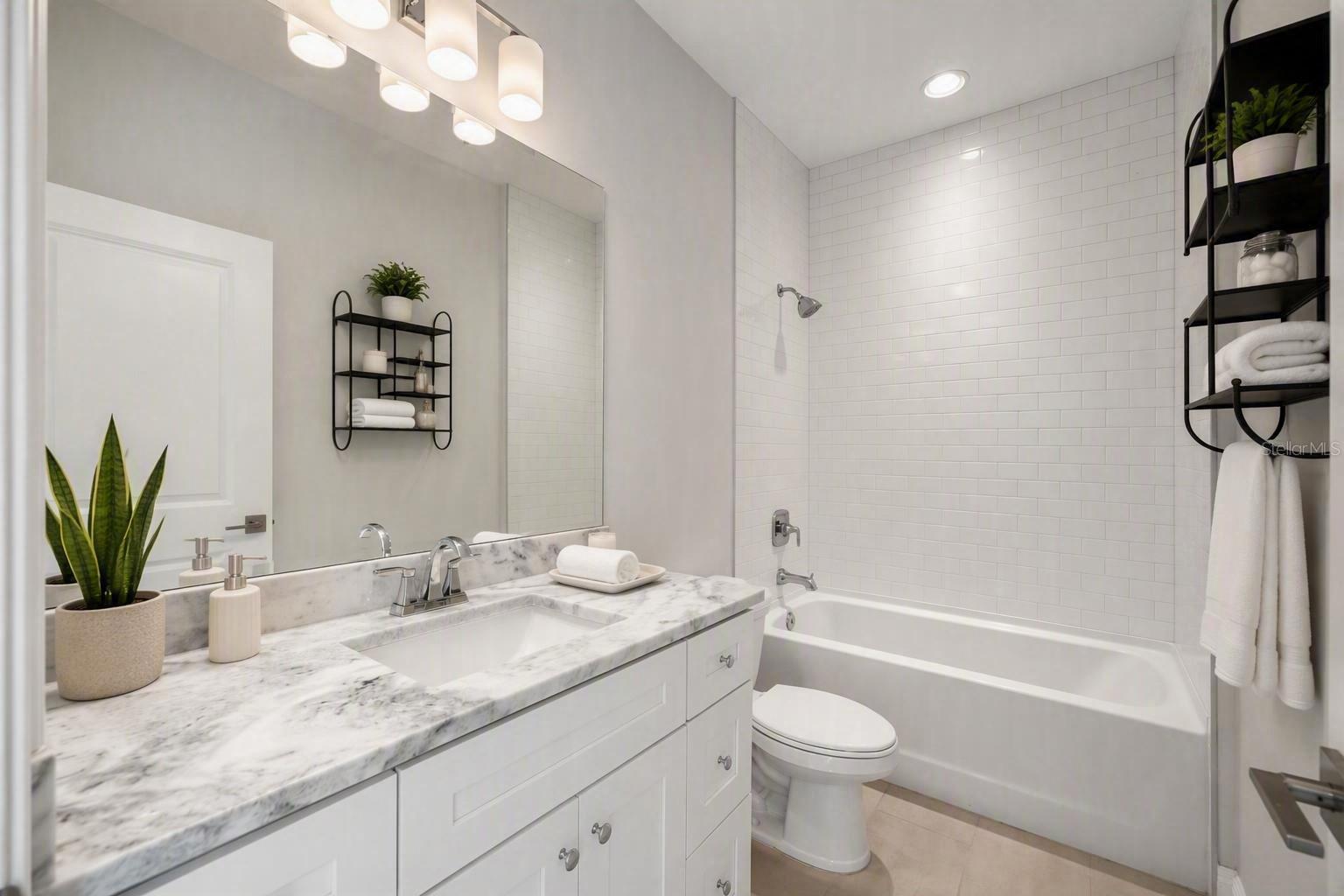 4302 W NORTH B ST #2 — photo 11