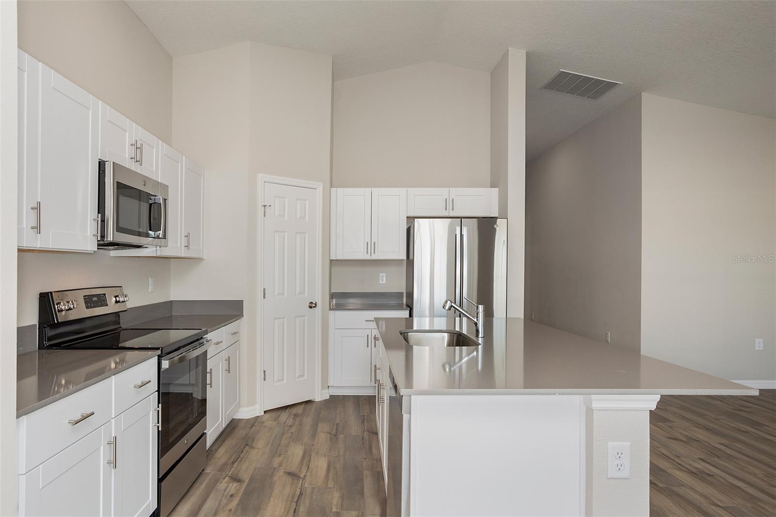 9285 JOYFUL HEIGHTS WAY — photo 11