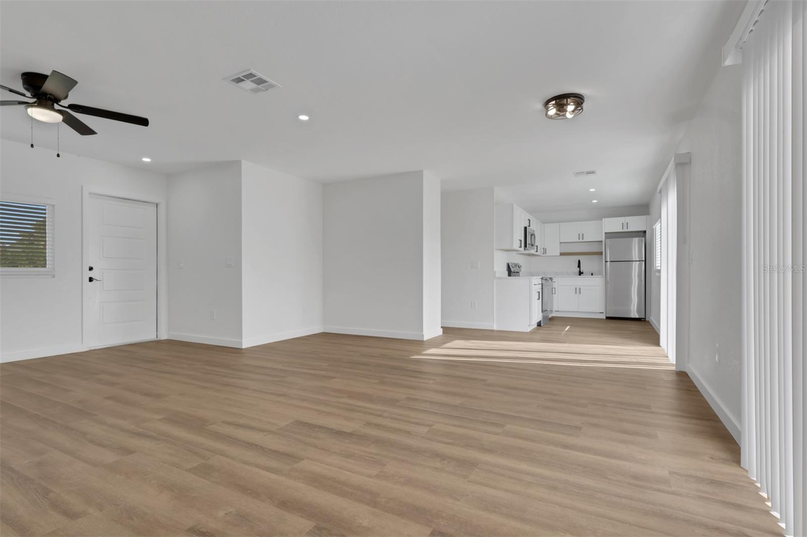 6121 MYRTLEWOOD RD — photo 17