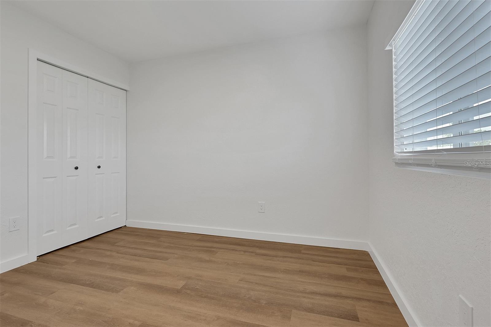 6121 MYRTLEWOOD RD — photo 20
