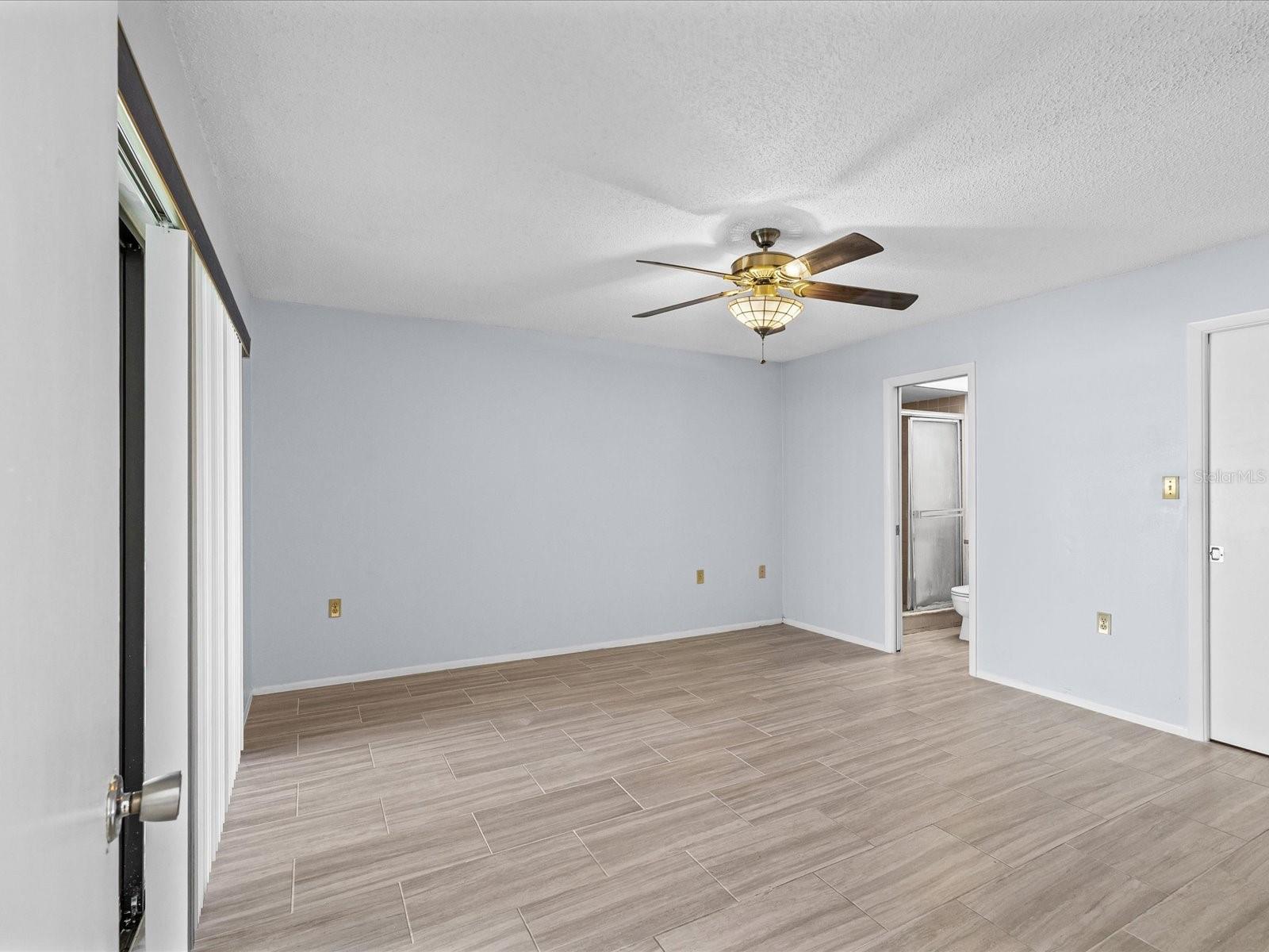 6907 BOTTLE BRUSH DR — photo 25