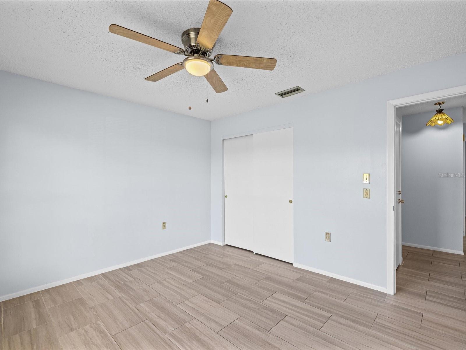 6907 BOTTLE BRUSH DR — photo 31