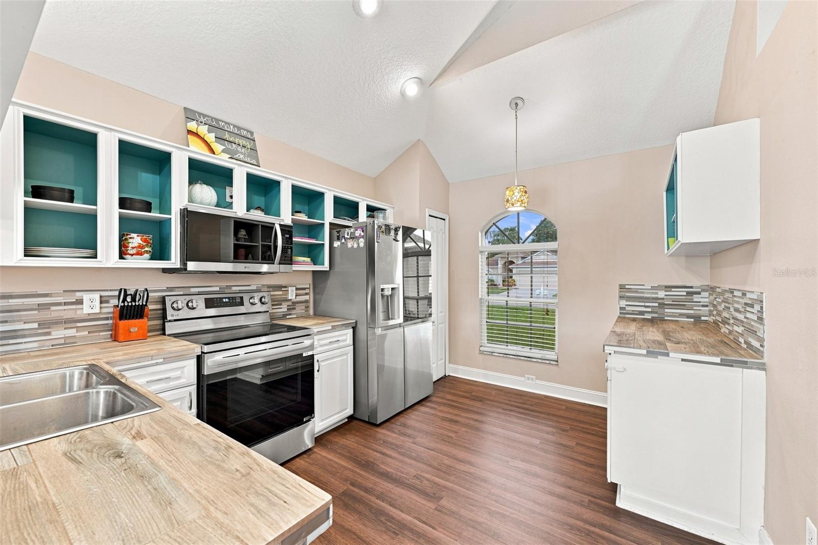 4006 SAVAGE STATION CIR — photo 12