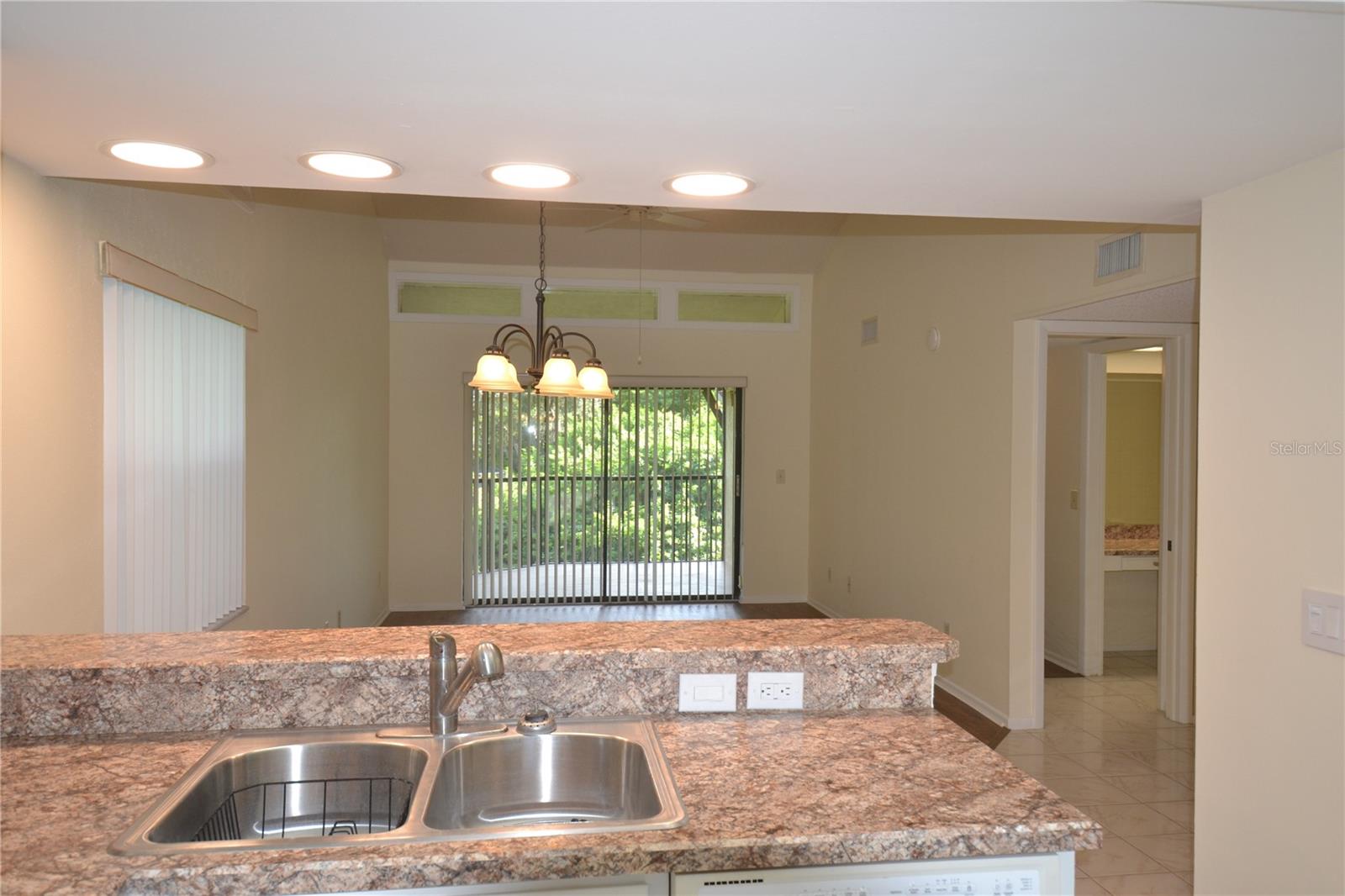 226 WOODLAKE WYNDE — photo 33
