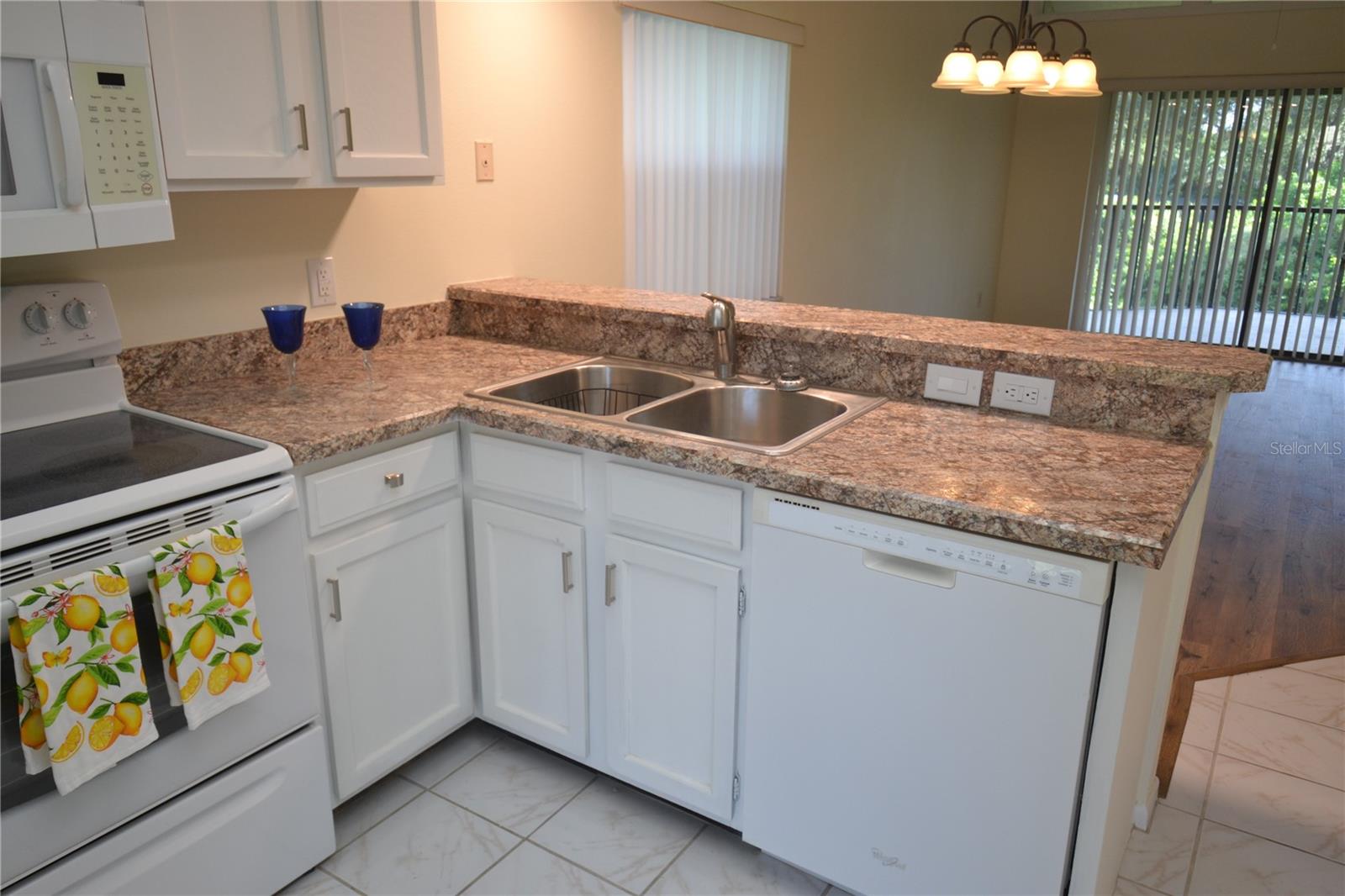 226 WOODLAKE WYNDE — photo 24