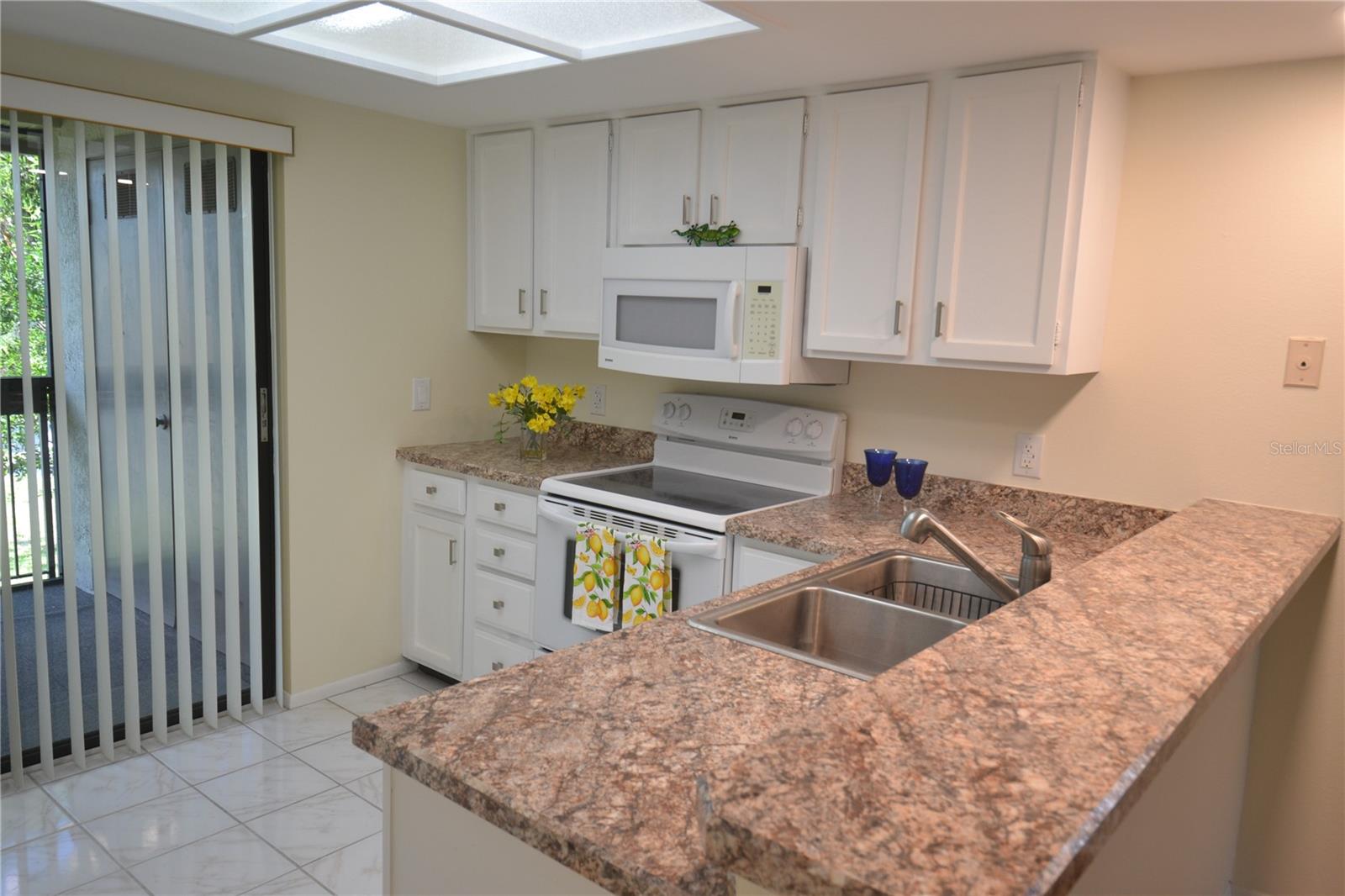226 WOODLAKE WYNDE — photo 21