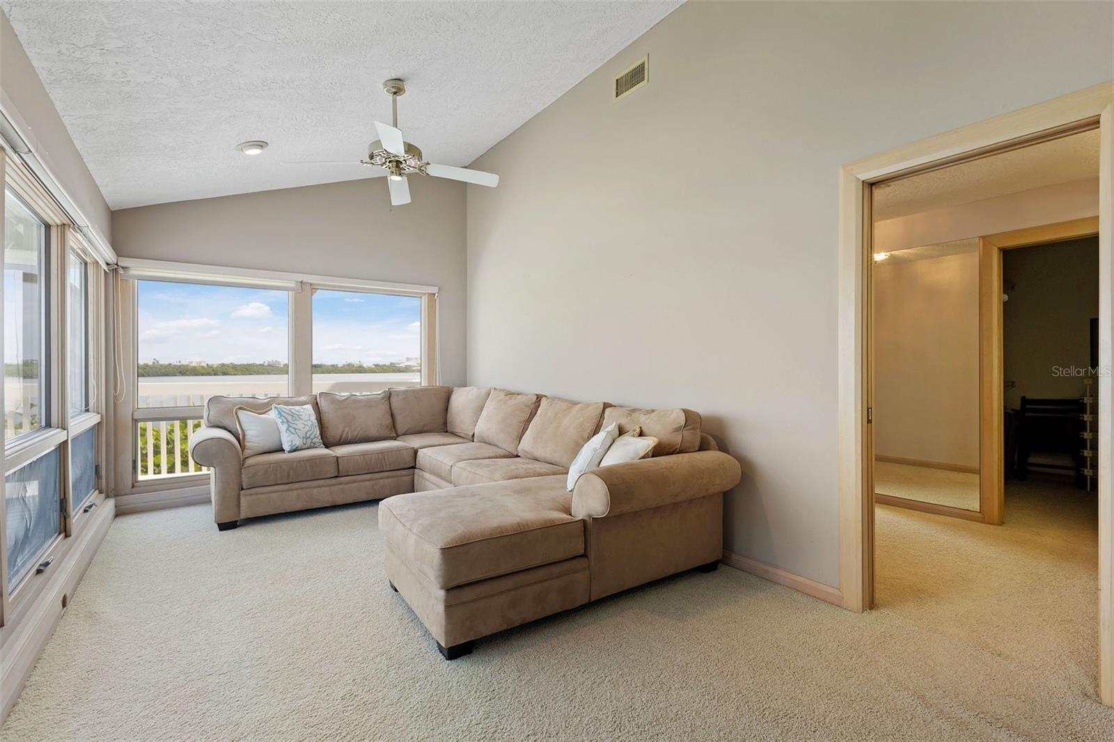 290 BAYSIDE DR — photo 45