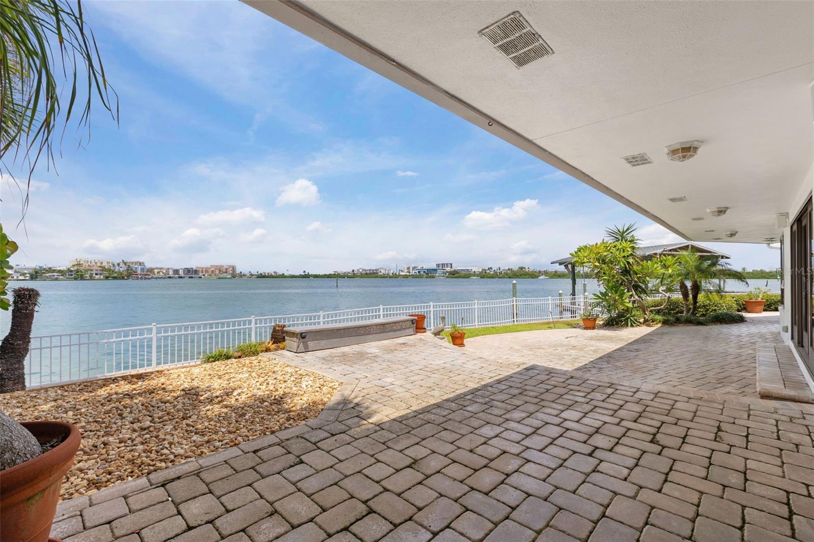 290 BAYSIDE DR — photo 66