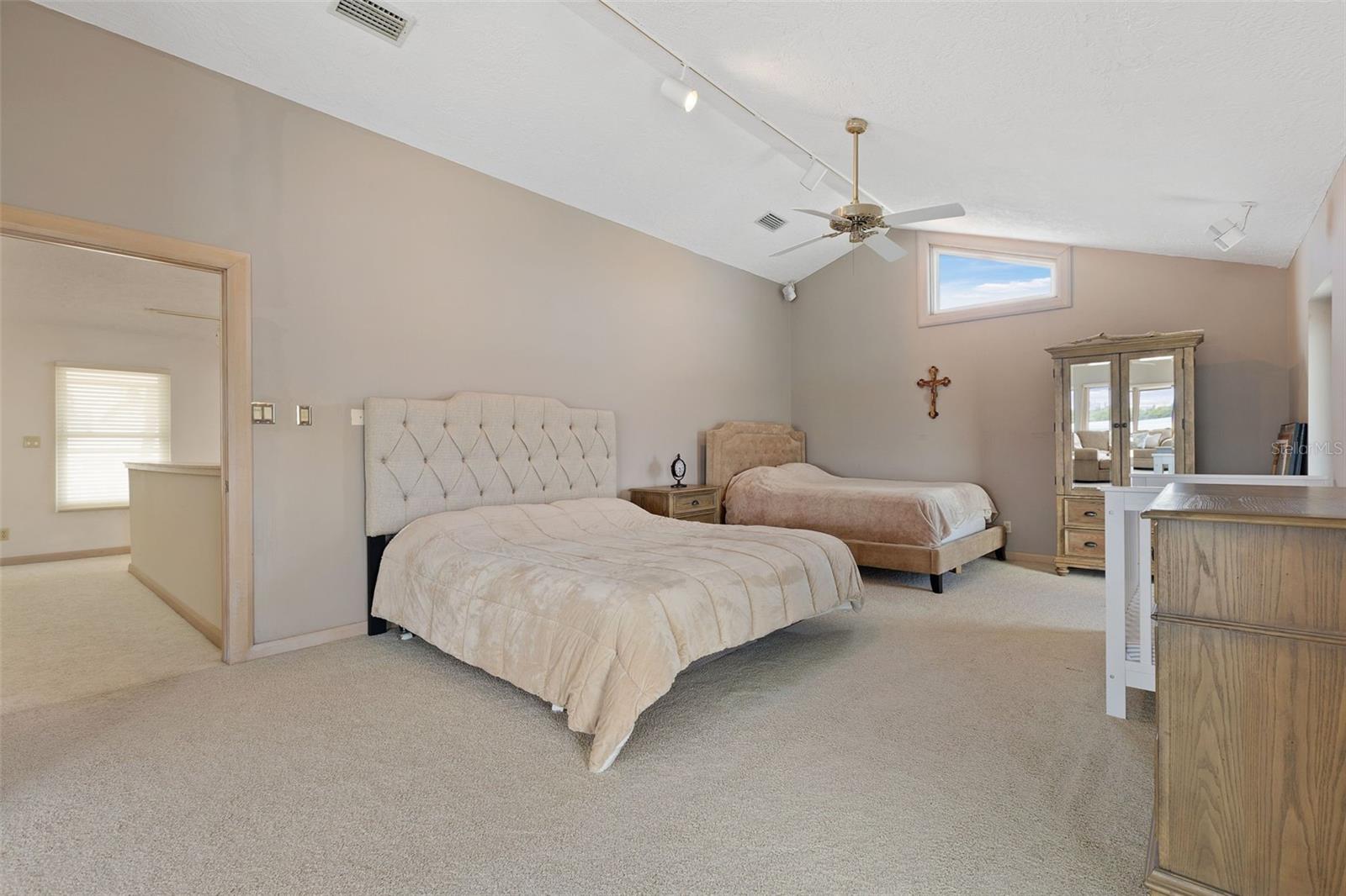 290 BAYSIDE DR — photo 40