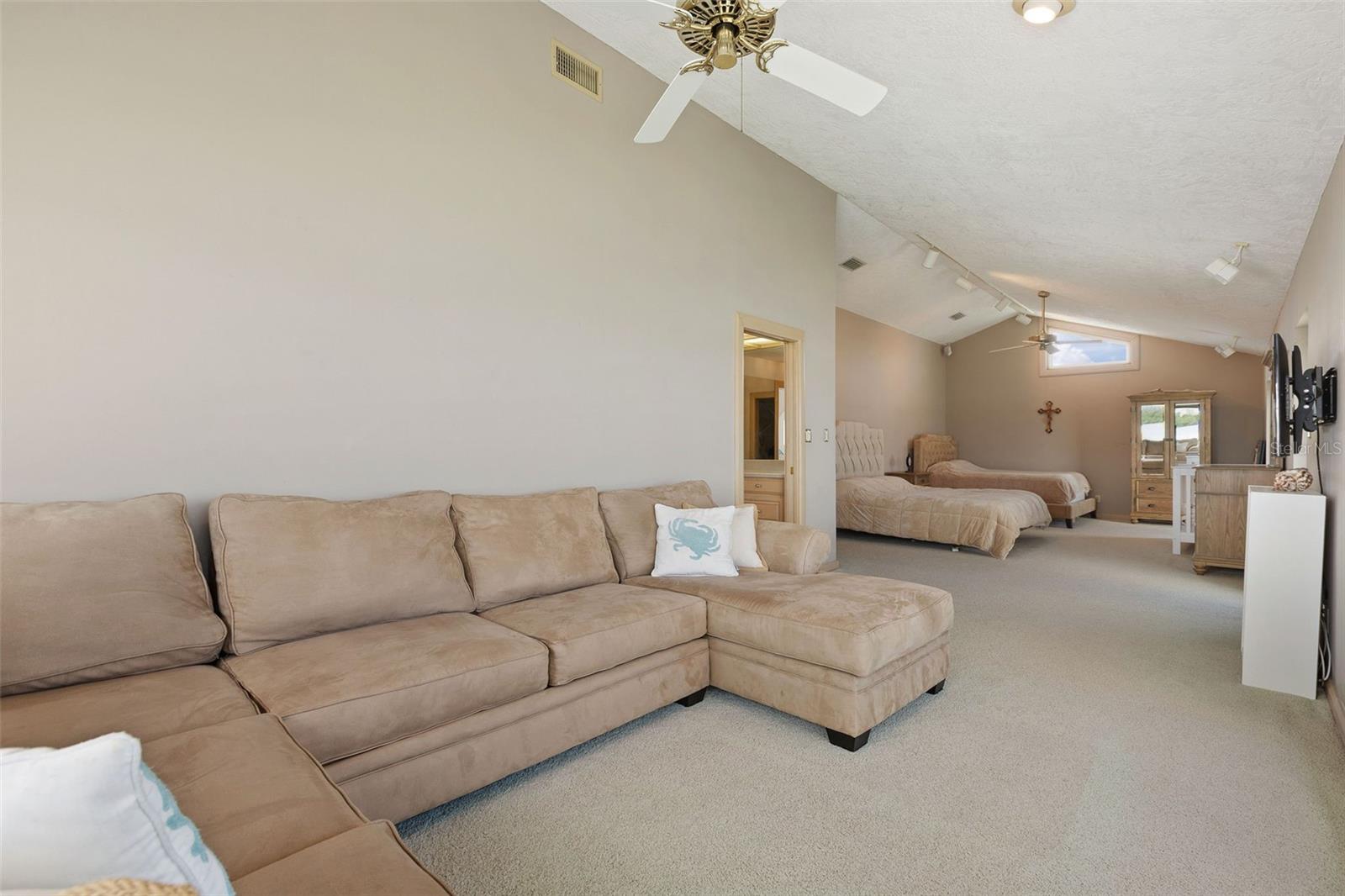 290 BAYSIDE DR — photo 38