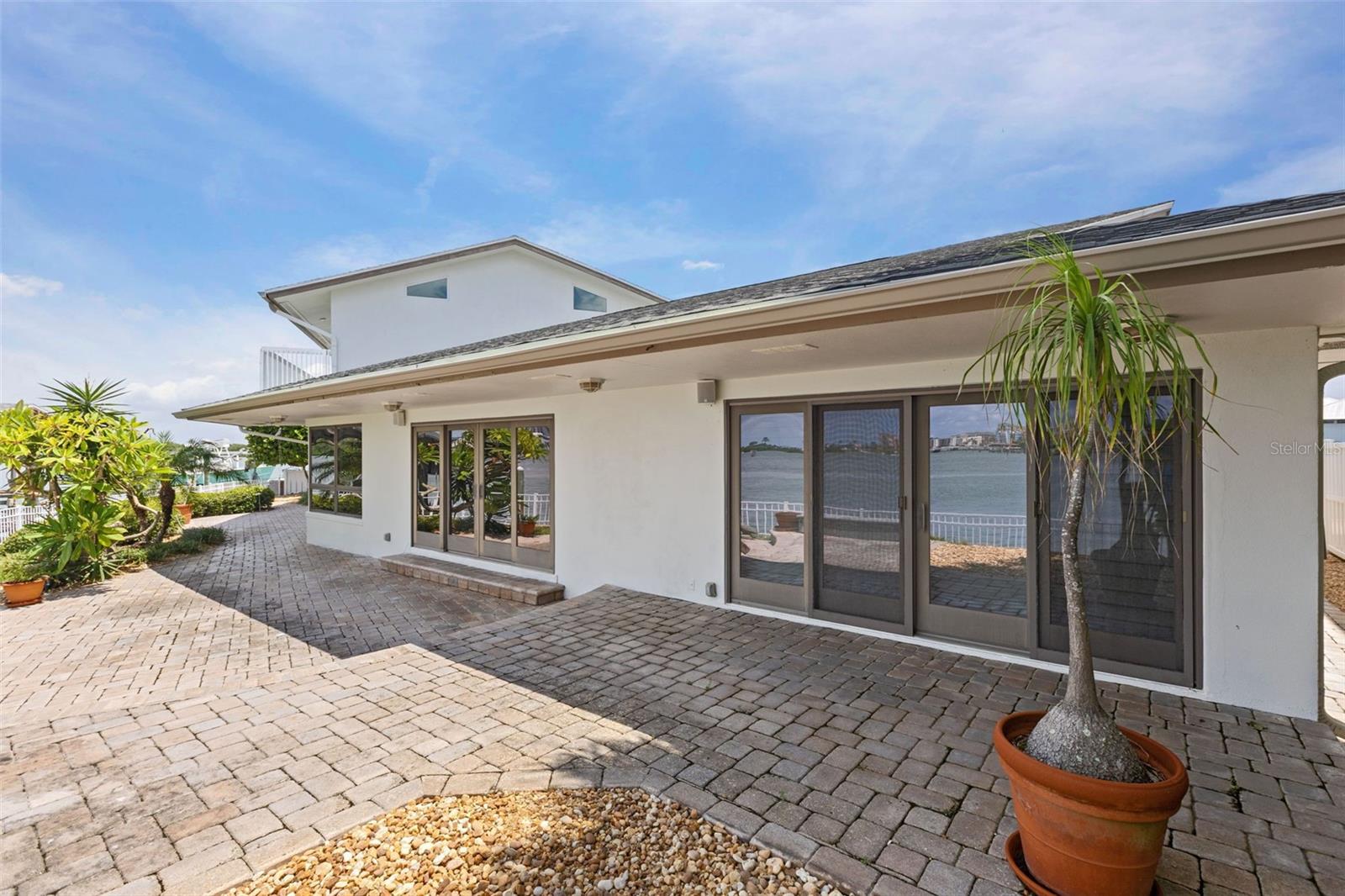 290 BAYSIDE DR — photo 65