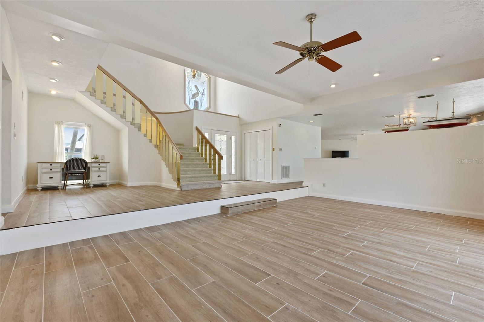 290 BAYSIDE DR — photo 13