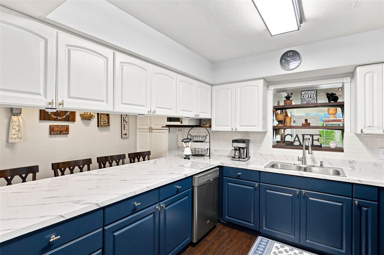 3104 W OSBORNE AVE — photo 11