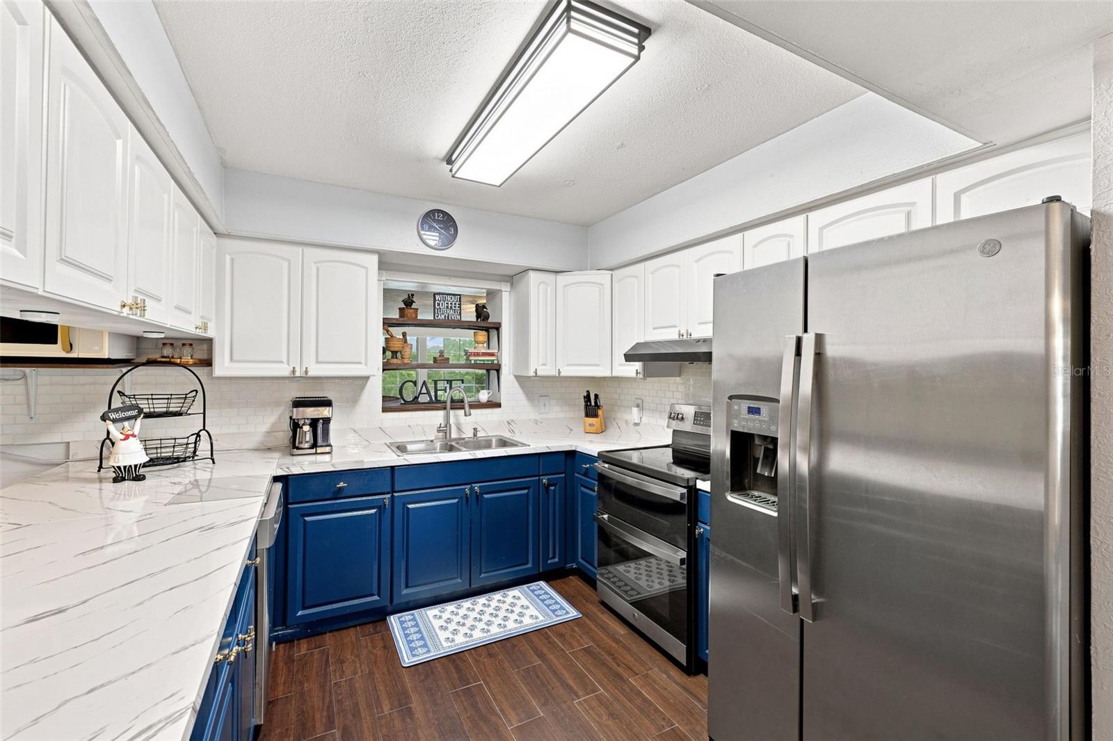 3104 W OSBORNE AVE — photo 12