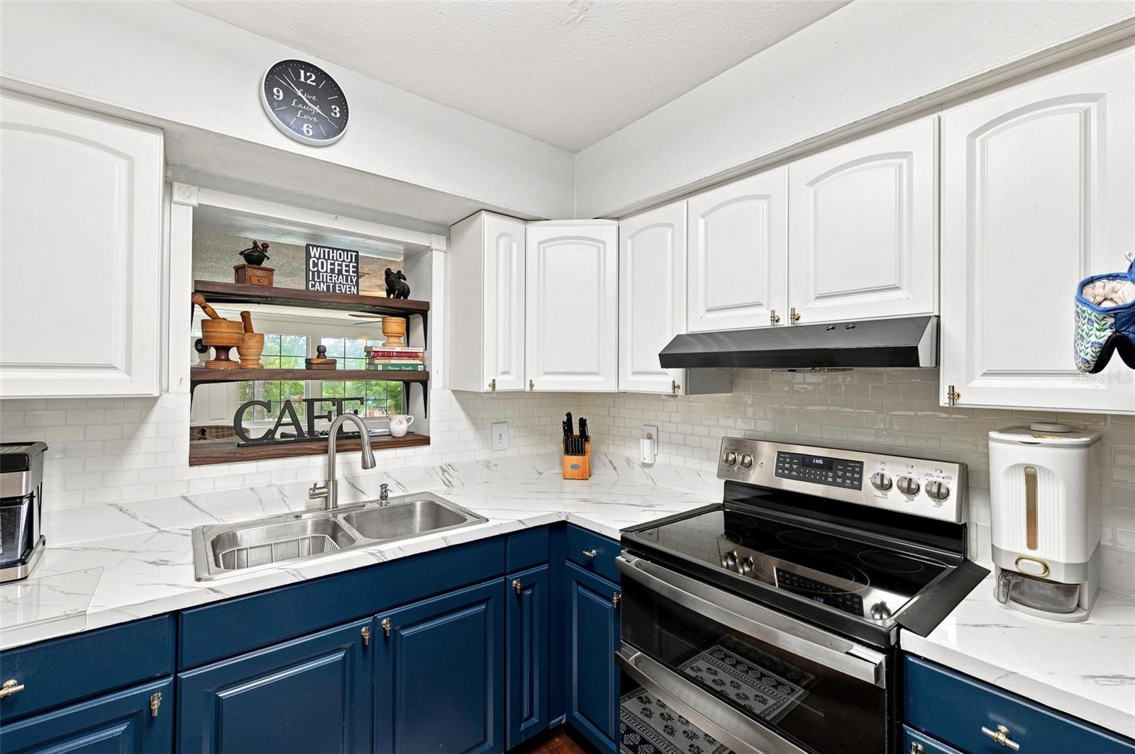 3104 W OSBORNE AVE — photo 13
