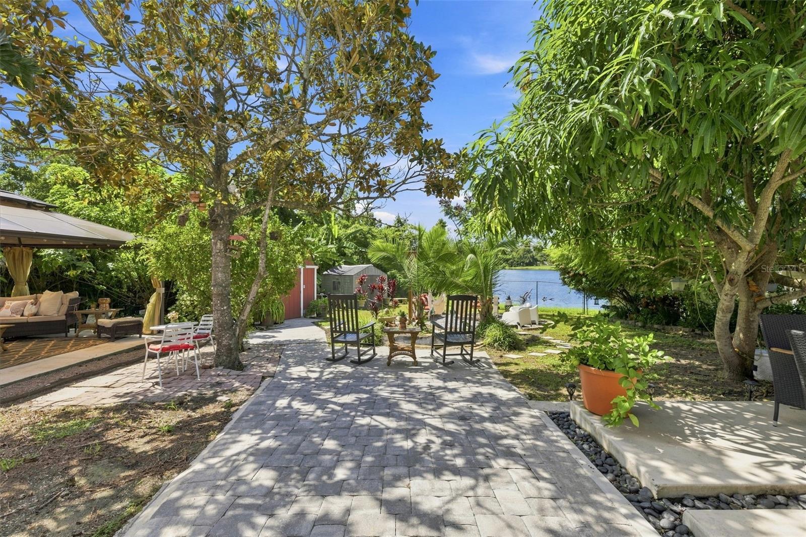 3104 W OSBORNE AVE — photo 26