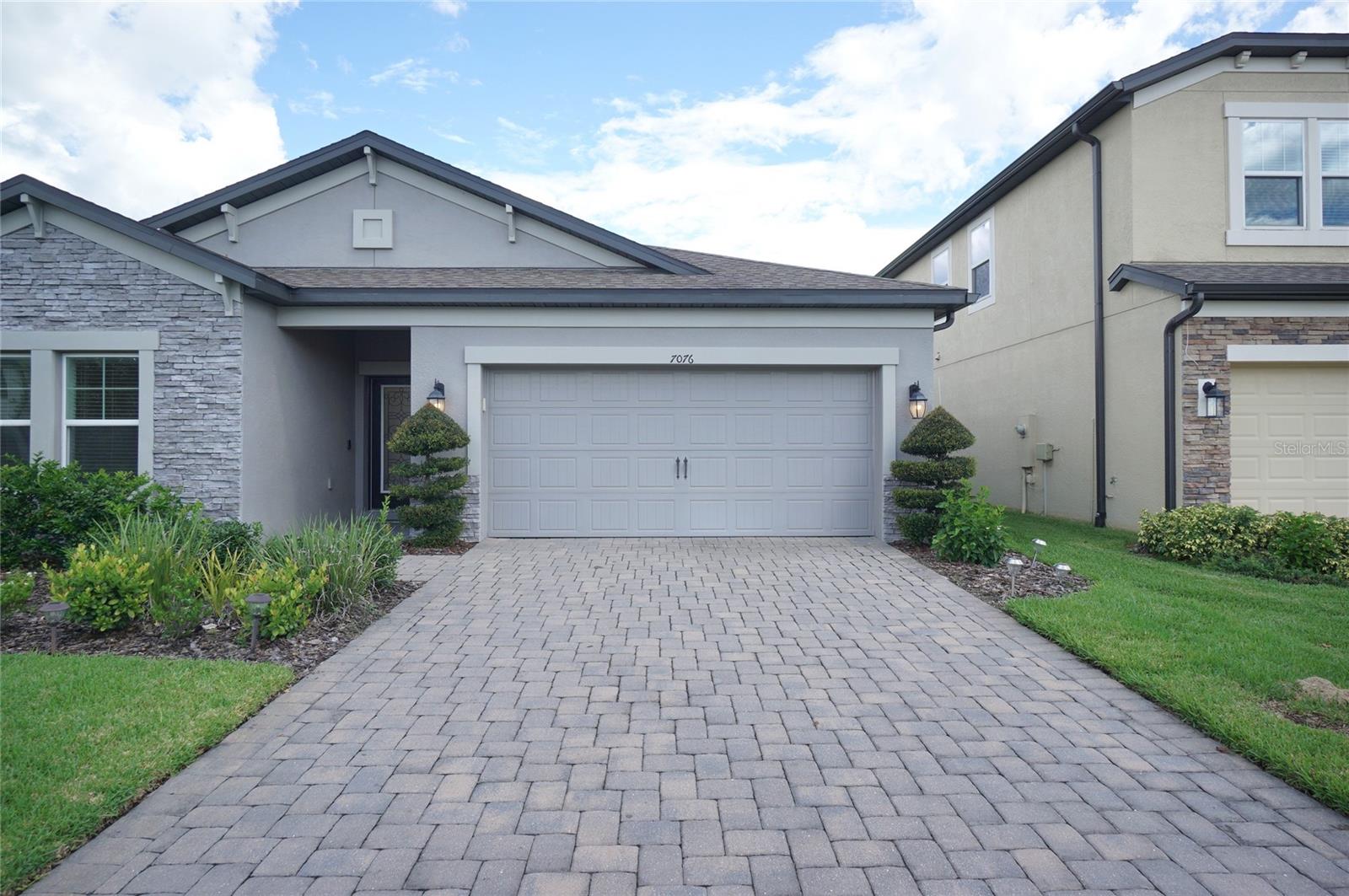 7076 GULF CYPRESS AVE — photo 2