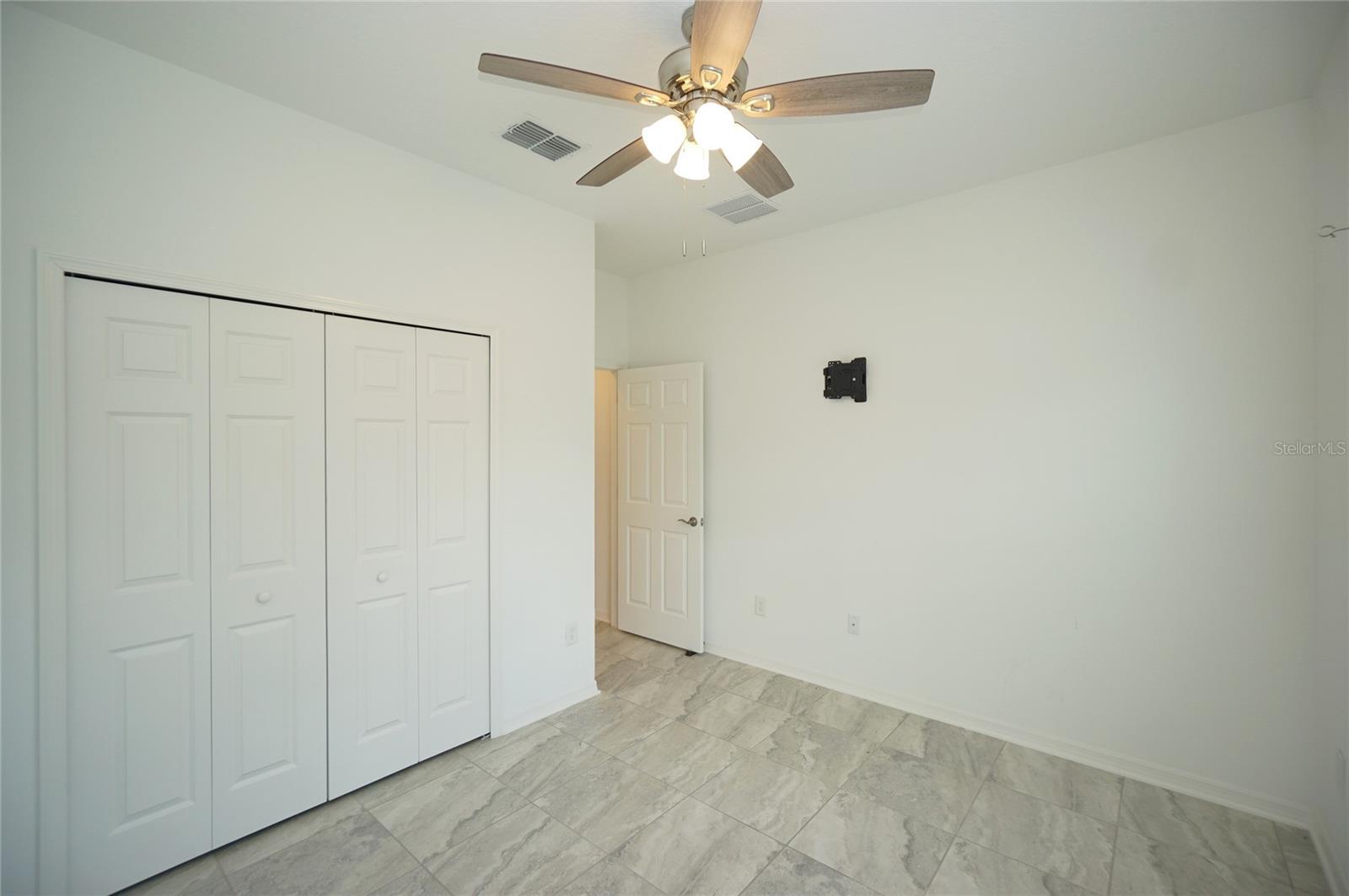 7076 GULF CYPRESS AVE — photo 12