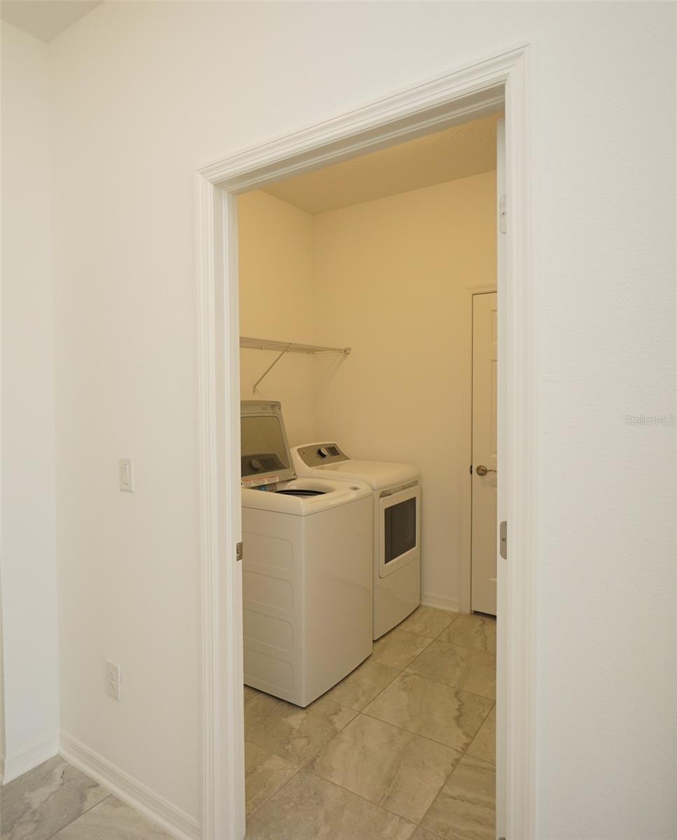 7076 GULF CYPRESS AVE — photo 25