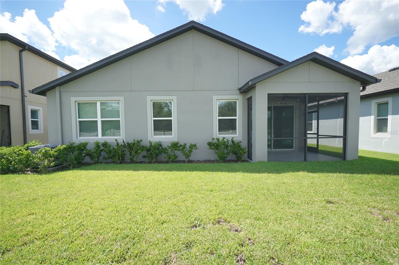 7076 GULF CYPRESS AVE — photo 18