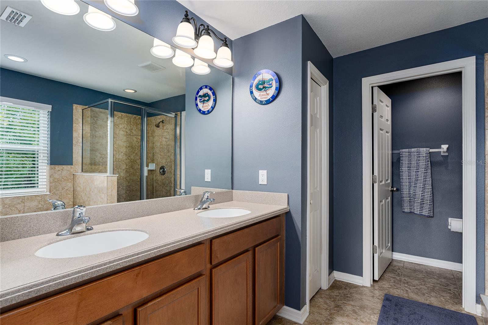 5918 OAK MILL TER — photo 19