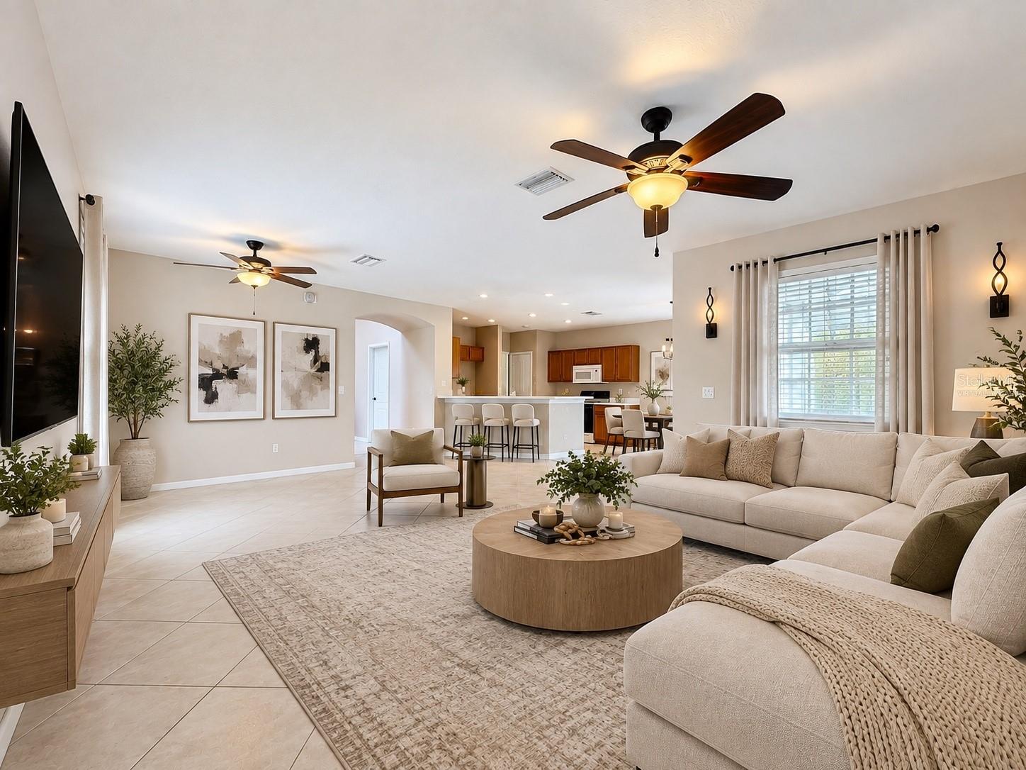 7931 CARRIAGE POINTE DR — photo 3