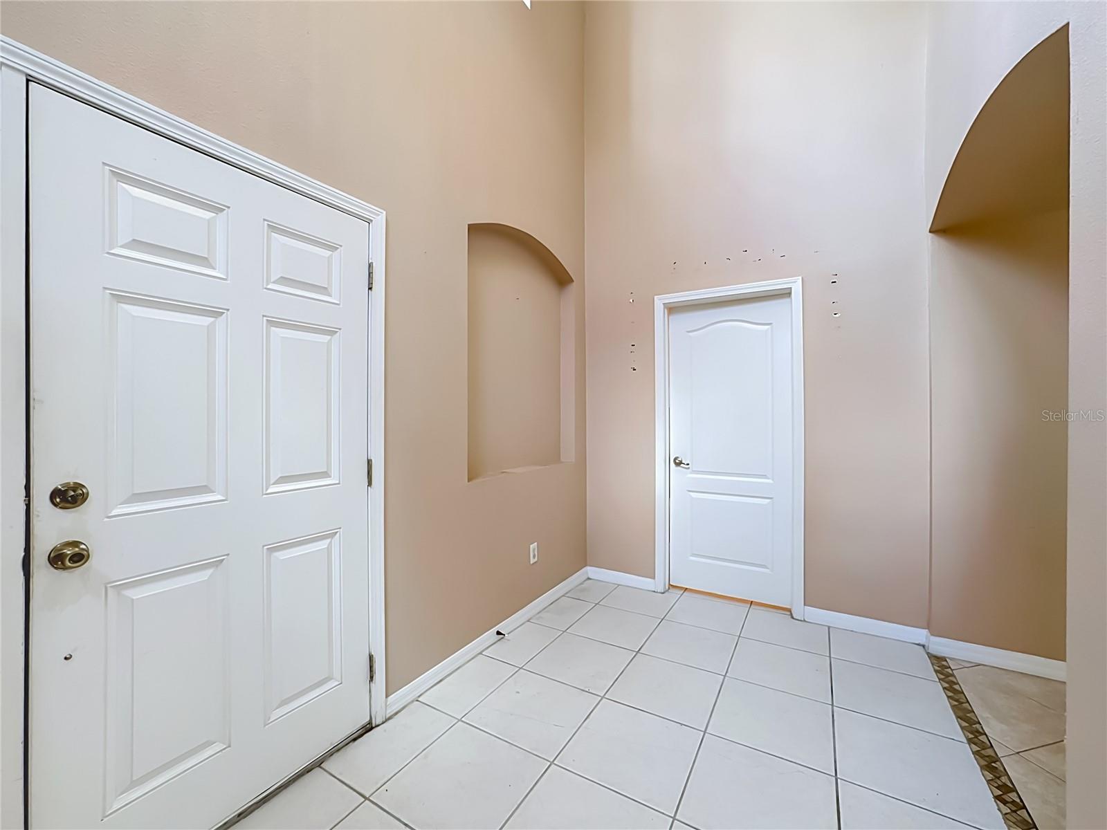7931 CARRIAGE POINTE DR — photo 38