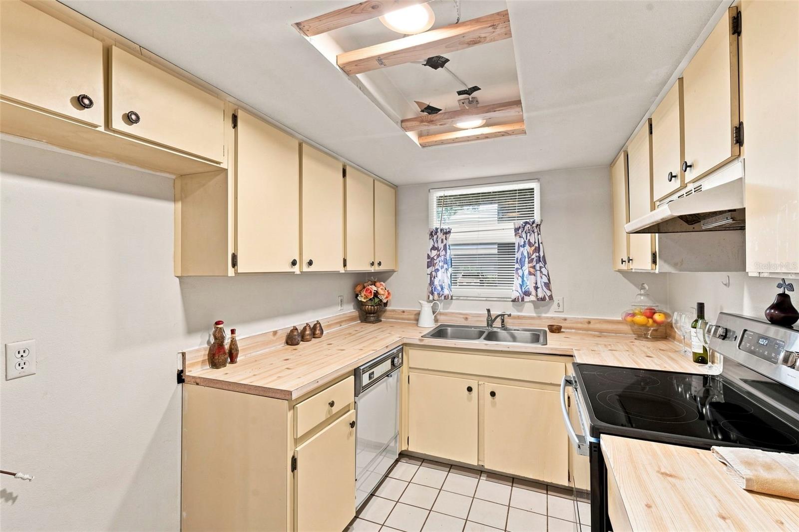 4113 PASSPORT LN #102 — photo 12