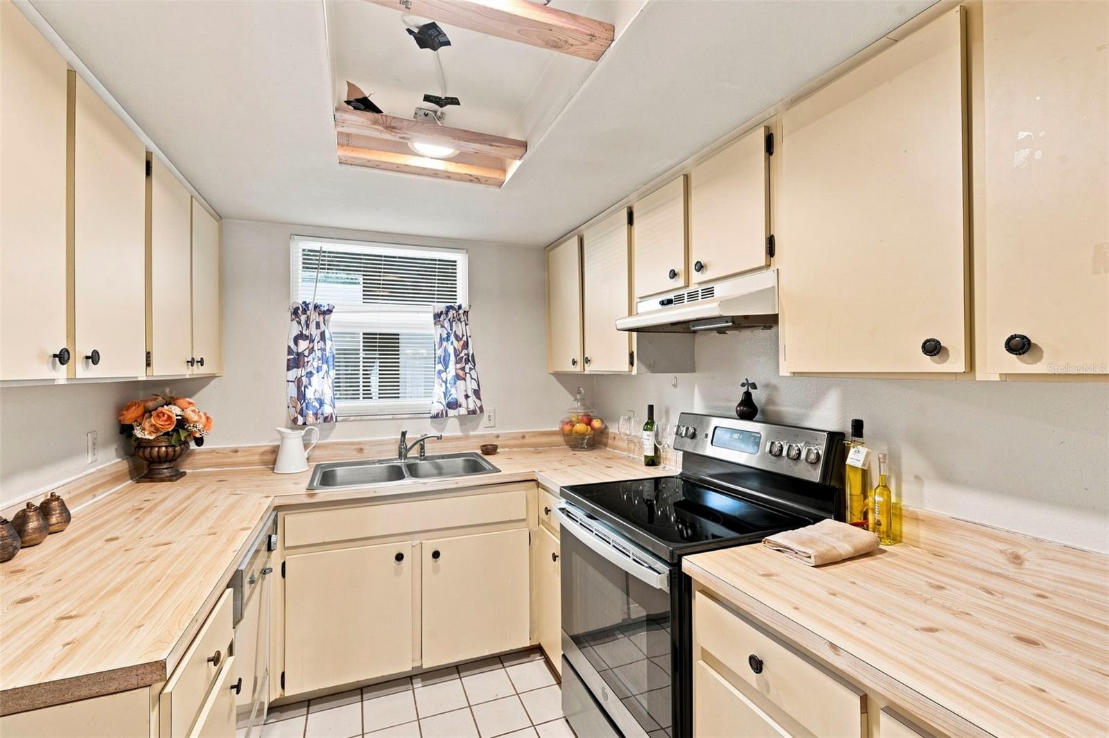 4113 PASSPORT LN #102 — photo 10