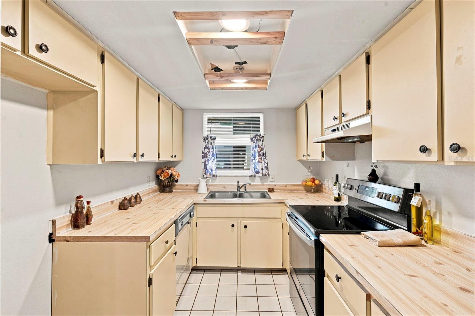 4113 PASSPORT LN #102 — photo 11