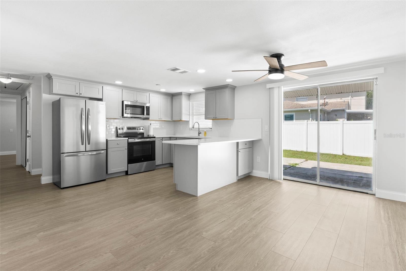6100 WOODROW WILSON BLVD NE — photo 12