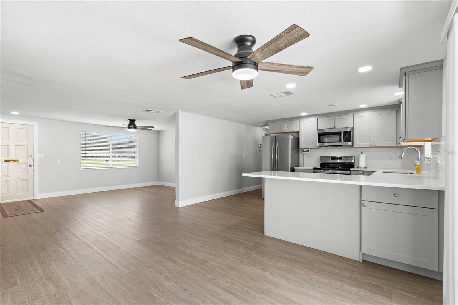 6100 WOODROW WILSON BLVD NE — photo 13