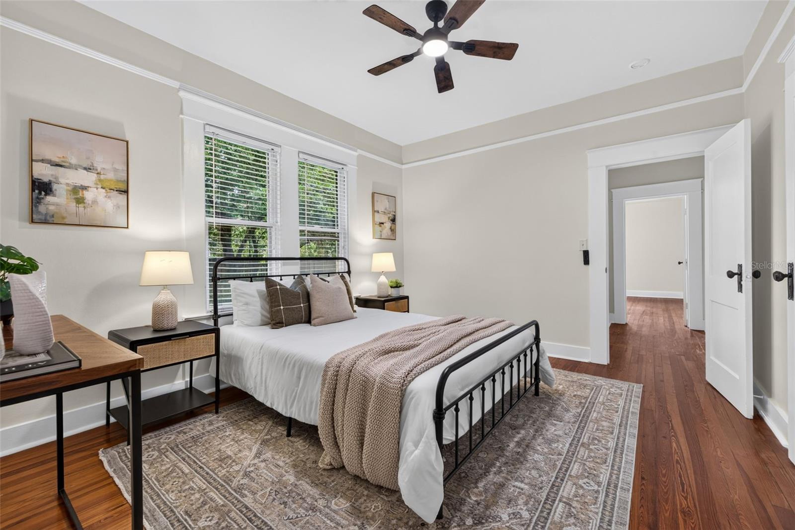 1102 E CHELSEA ST — photo 16