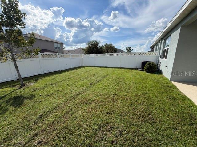 7788 STONEBROOK CIR — photo 26