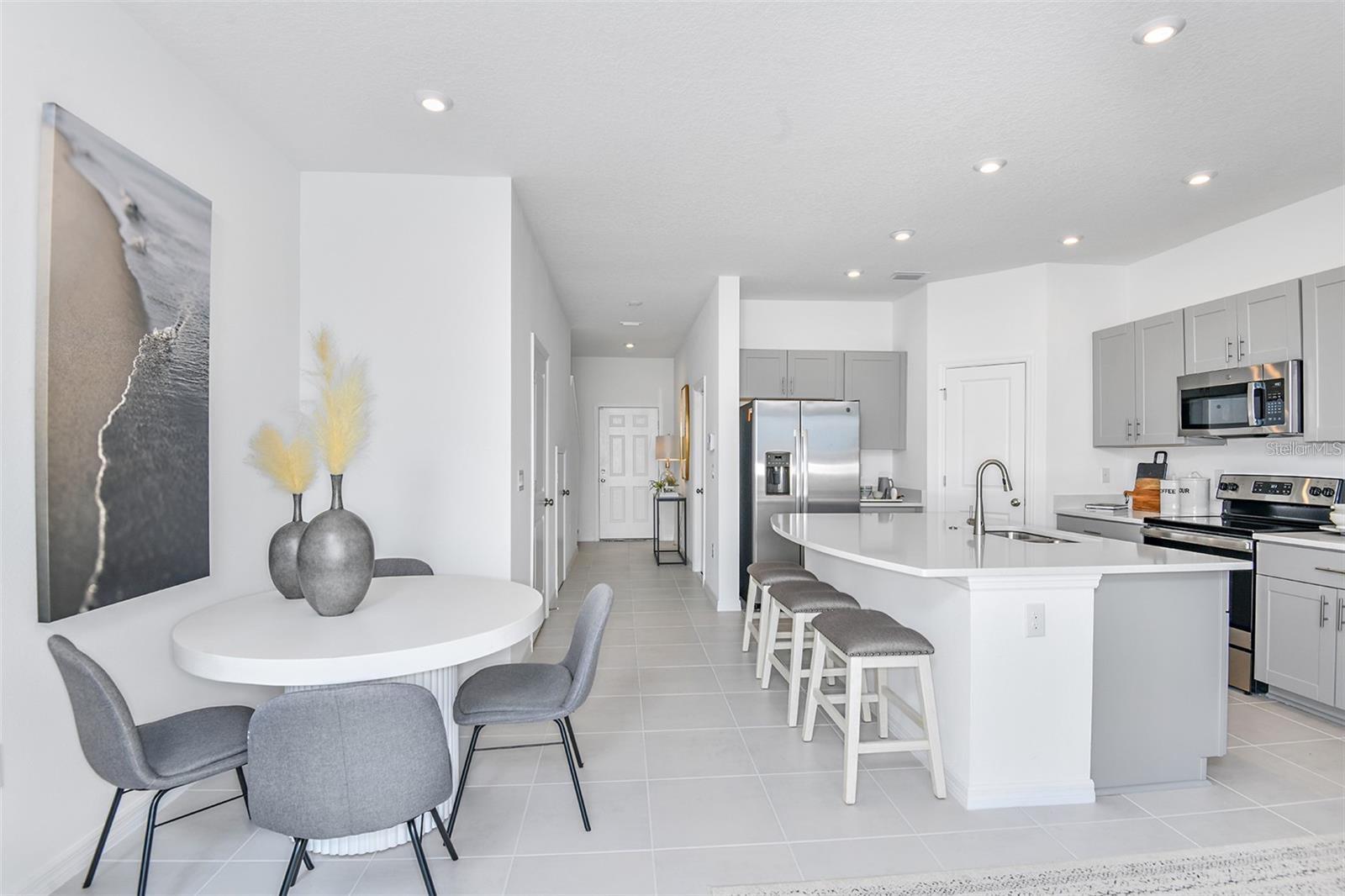 5757 HAVEN TER — photo 2