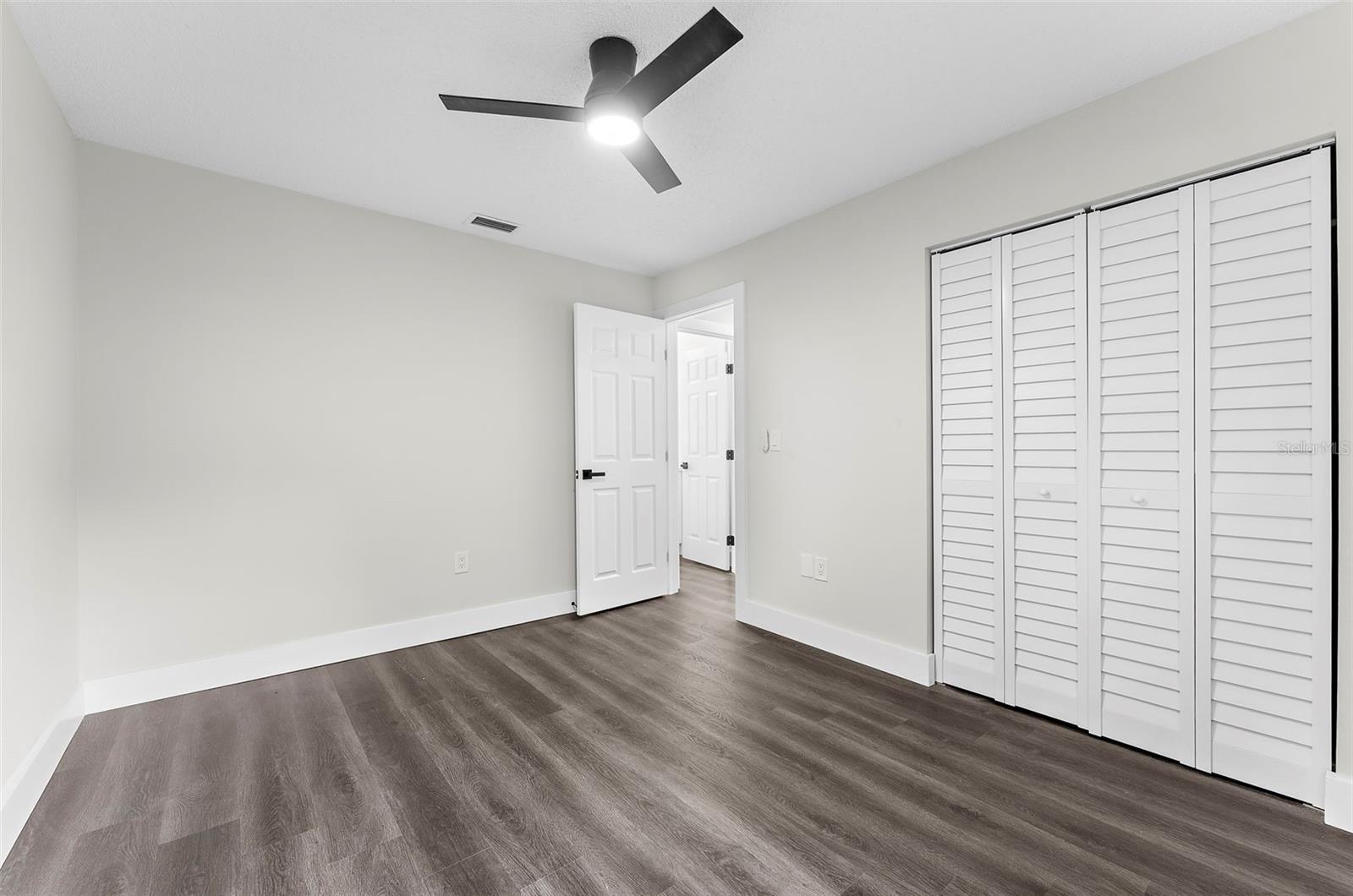 5014 BARRINGTON CIR #2102 — photo 22