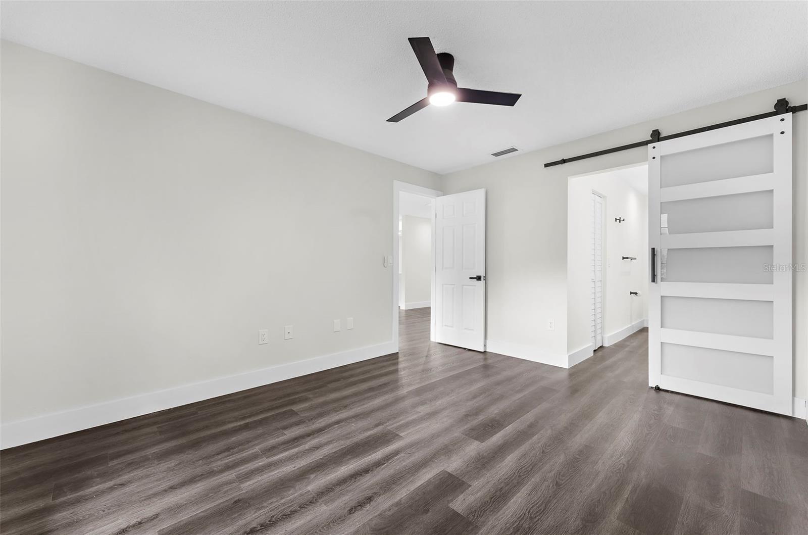5014 BARRINGTON CIR #2102 — photo 17