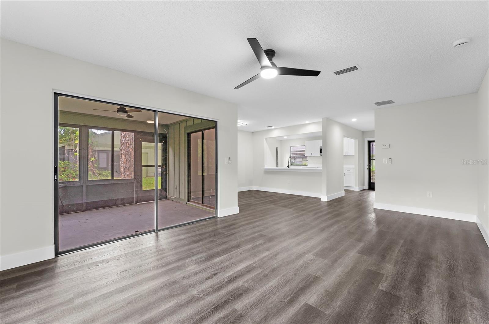 5014 BARRINGTON CIR #2102 — photo 7