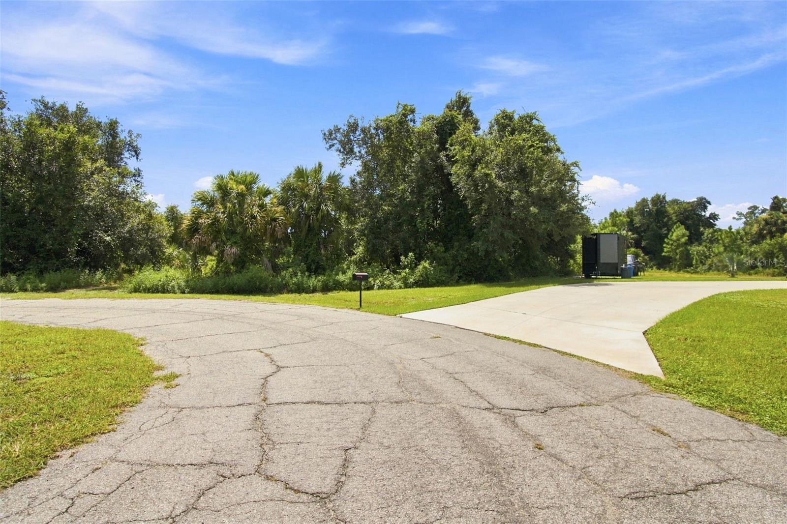 PEALE CIR — photo 3