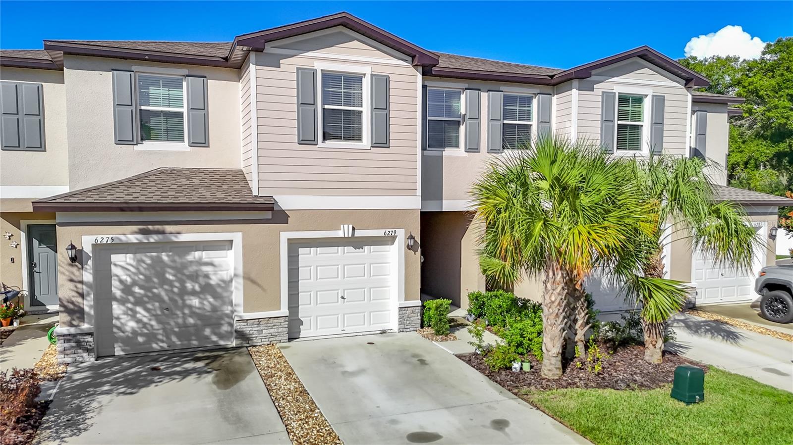 6279 SHINER ST — photo 55