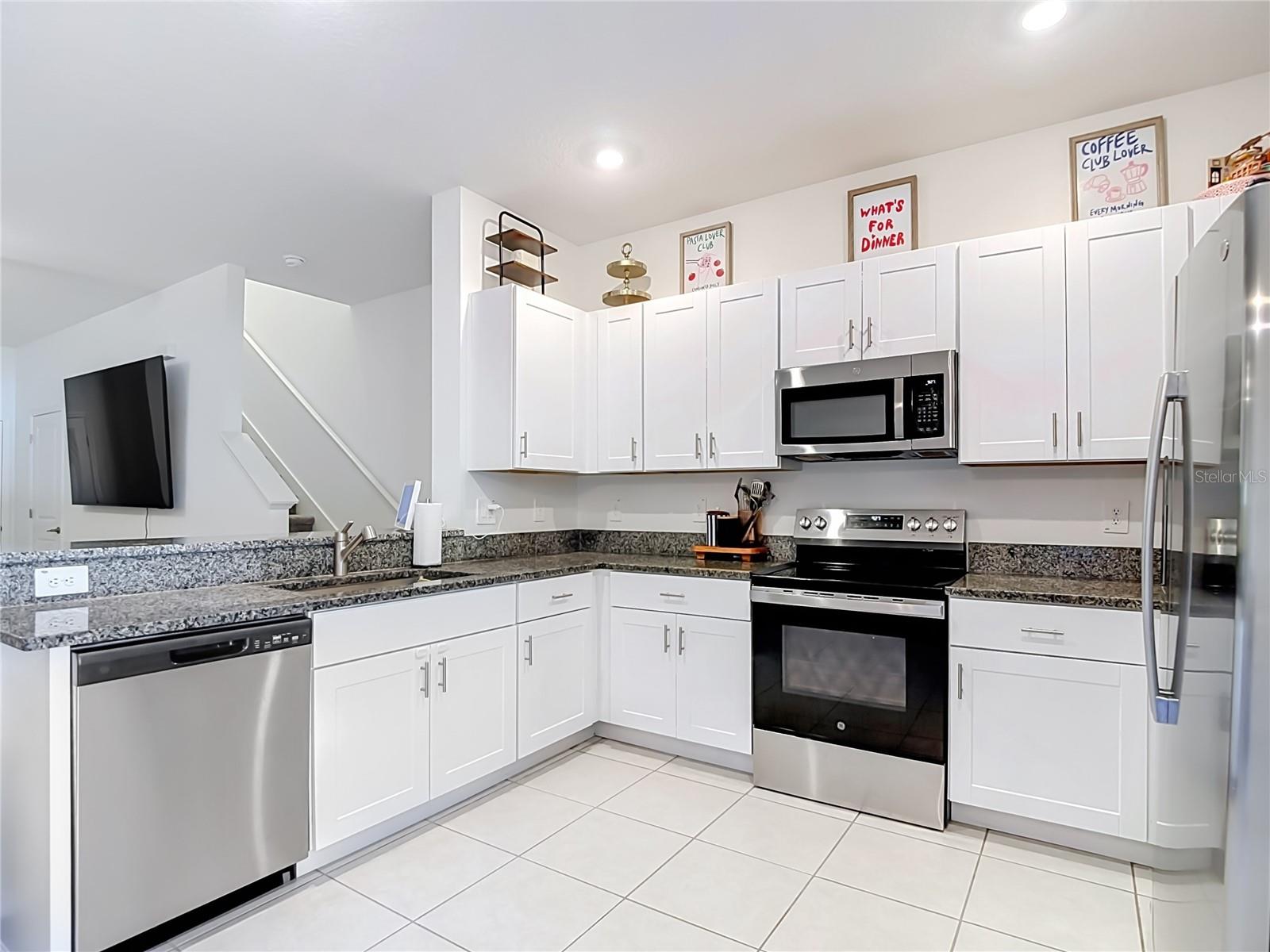 6279 SHINER ST — photo 14