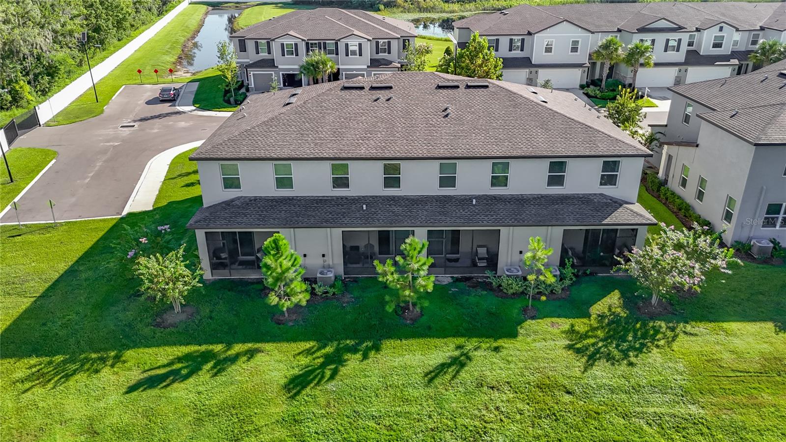 6279 SHINER ST — photo 47