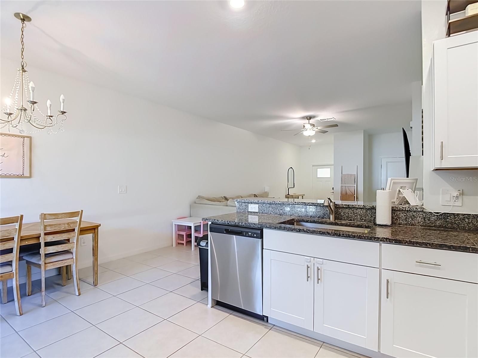 6279 SHINER ST — photo 18