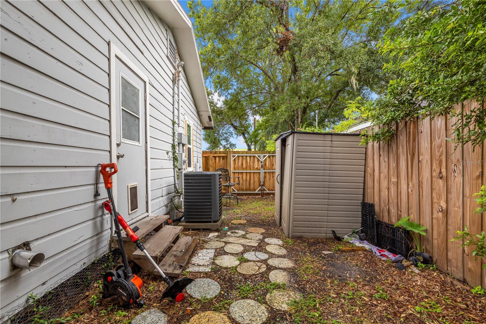 1717 W MOHAWK AVE — photo 43