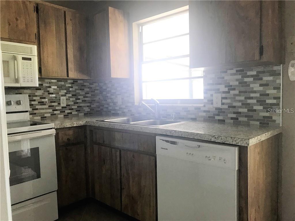 1001 JOHNSON LOOP — photo 7